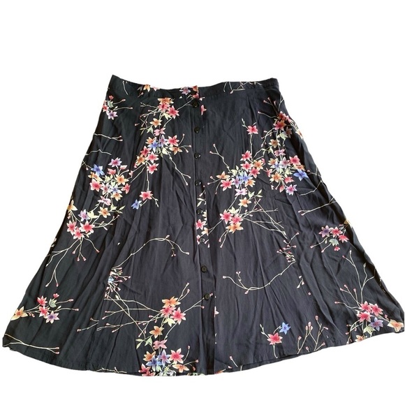 Sag Harbor Woman Floral Button Front MIDI Skirt Women’s Size 3X - Picture 3 of 9